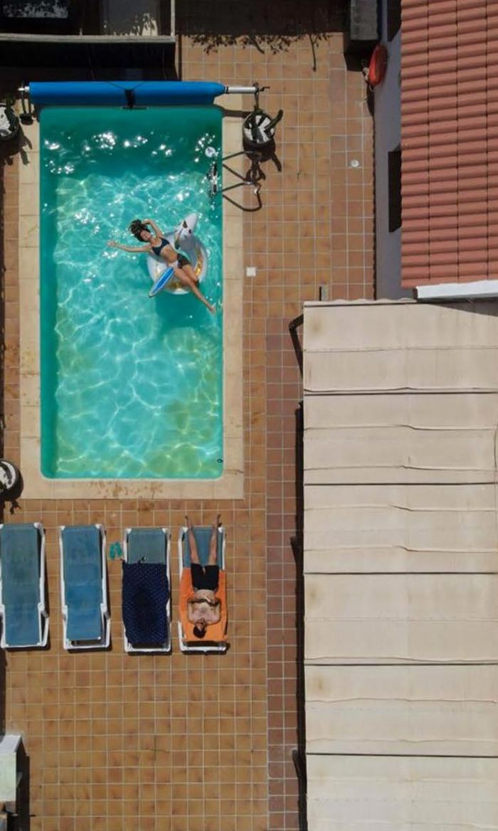 Photographie aérienne au drone d'une piscine privée, Corralejo, Fuerteventura